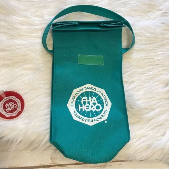 🦩 FHA HERO Lunchbag Keychain Future Homemakers of America - Picture 4 of 8